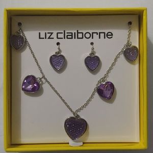 Purple heart neclace w earings.